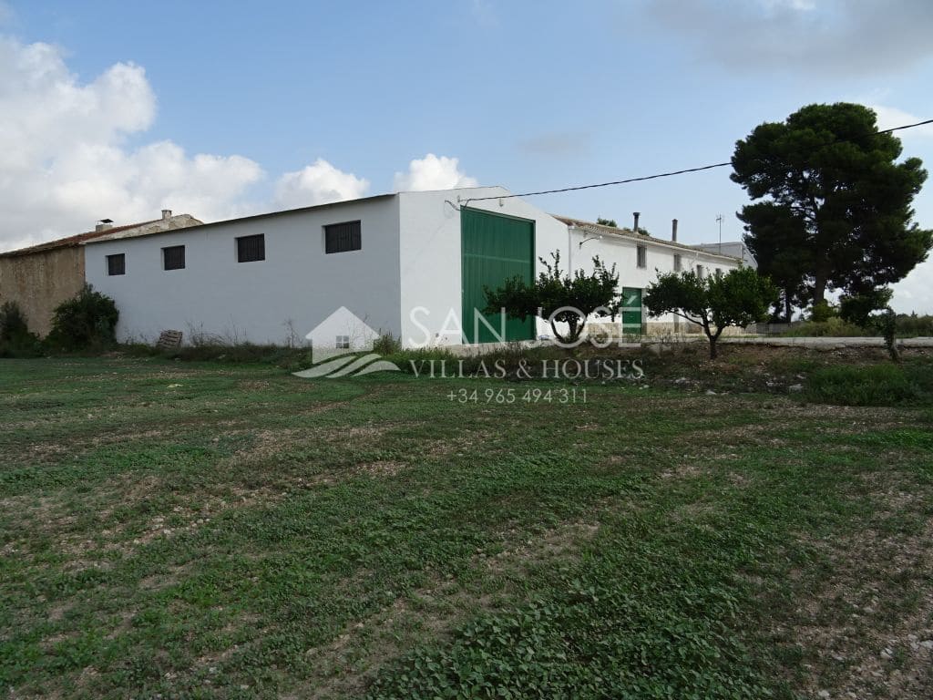 Chalet de 10 habitaciones en Aspe en venta - 500.000 € (Ref: 3570061)