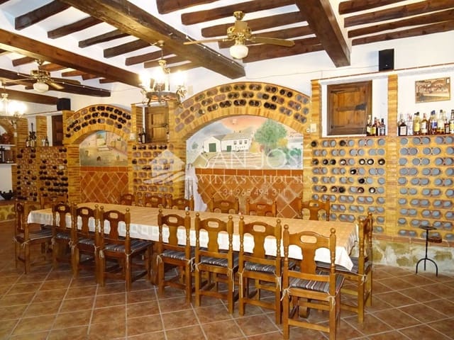 Chalet de 10 habitaciones en Aspe en venta - 500.000 € (Ref: 3570061)