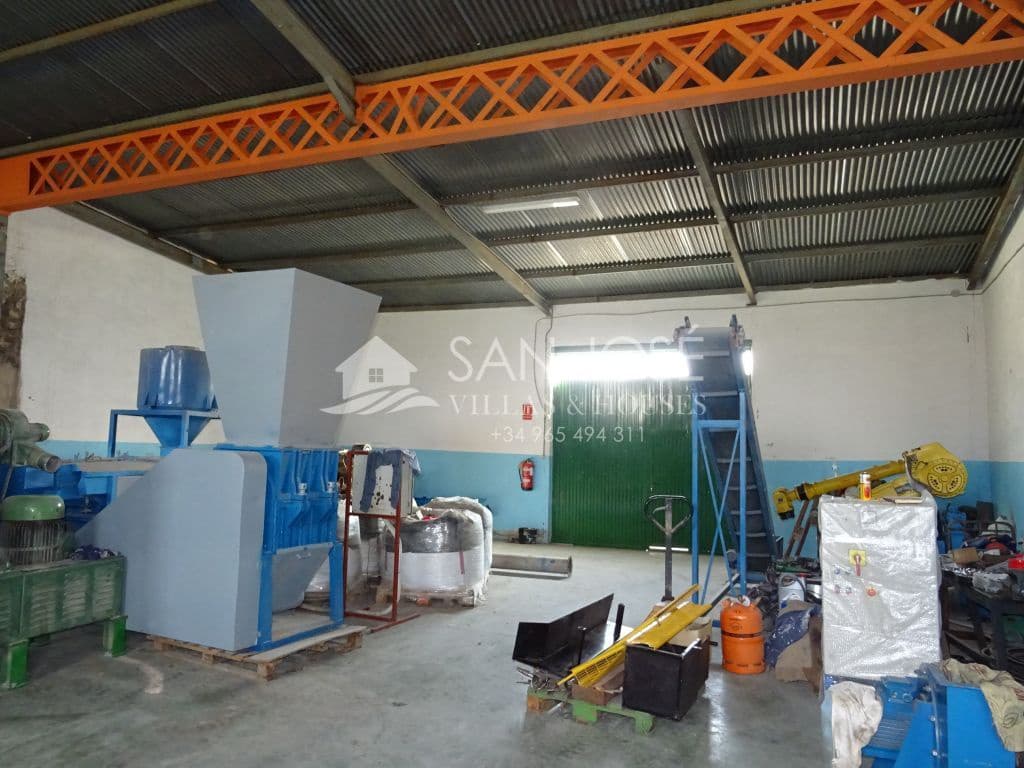 Chalet de 10 habitaciones en Aspe en venta - 500.000 € (Ref: 3570061)