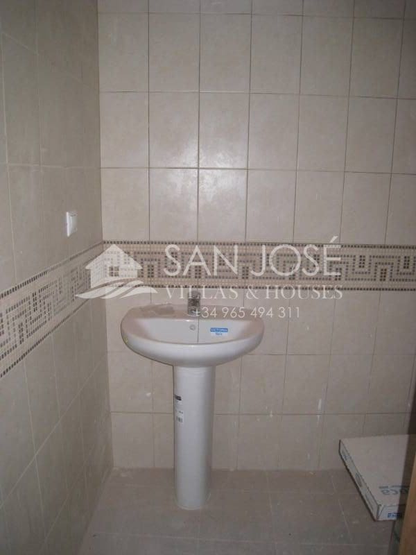 Kommersiell til salgs i Aspe - € 326 000 (Ref: 3589454)