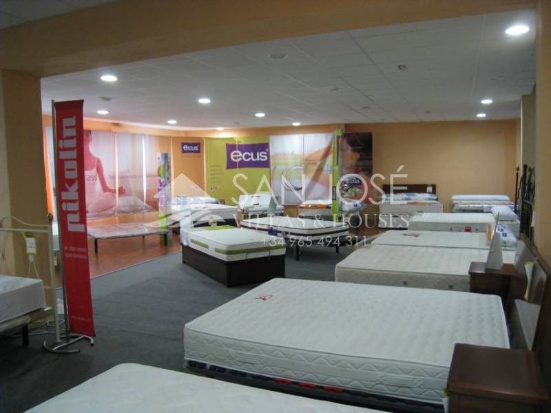 Virksomhed til salg i Aspe med garage - € 1.339.000 (Ref: 3589639)