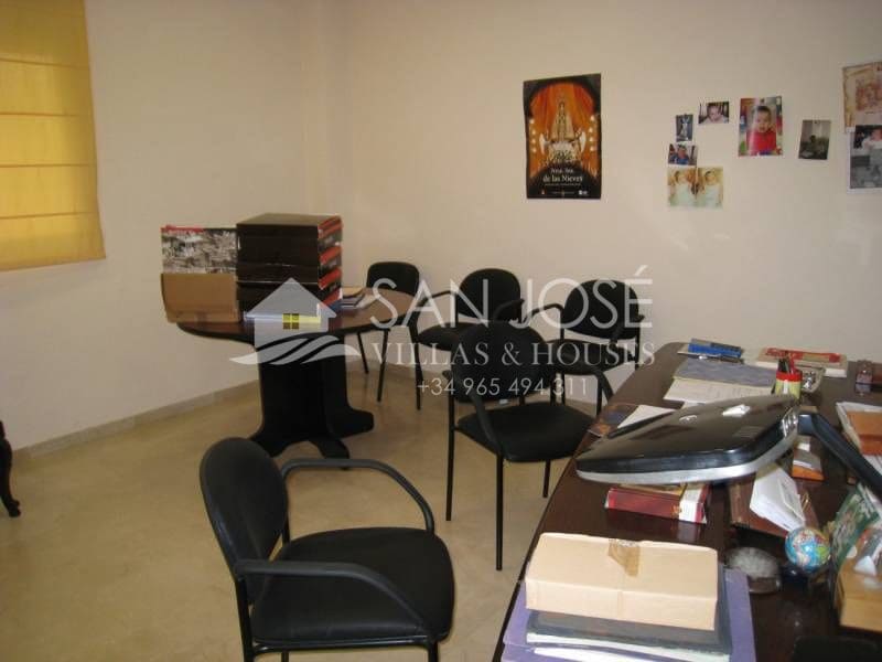 Virksomhed til salg i Aspe med garage - € 1.339.000 (Ref: 3589639)