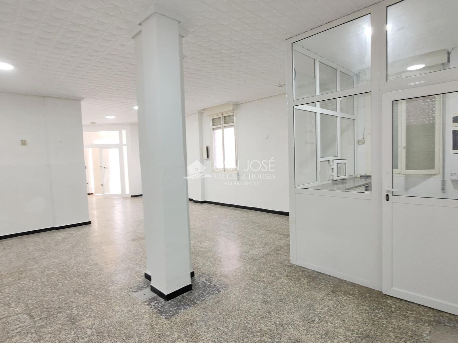 Local Comercial en Aspe en alquiler - 400 € (Ref: 3589726)