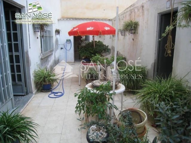 Erhverv til salg i Novelda - € 126.000 (Ref: 3589826)