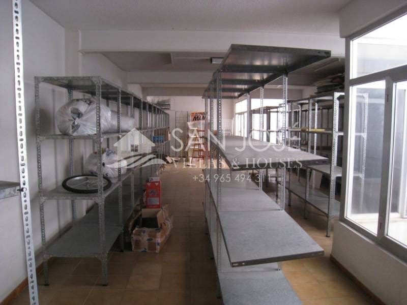 Commercieel te koop in Novelda - € 278.100 (Ref: 3589909)