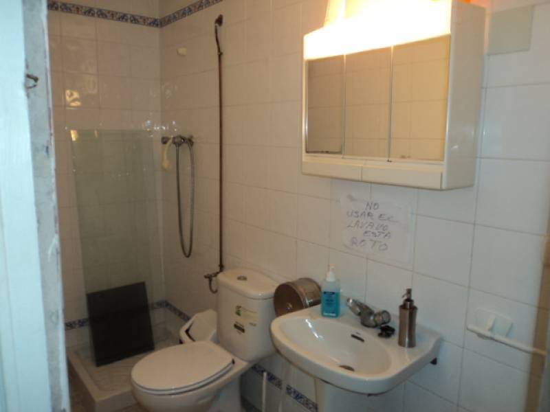 Commercial for sale in Alicante / Alacant city - € 76,000 (Ref: 3589929)