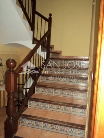 5 soverom Leilighet til salgs i Aspe med garasje - € 260 000 (Ref: 3590197)