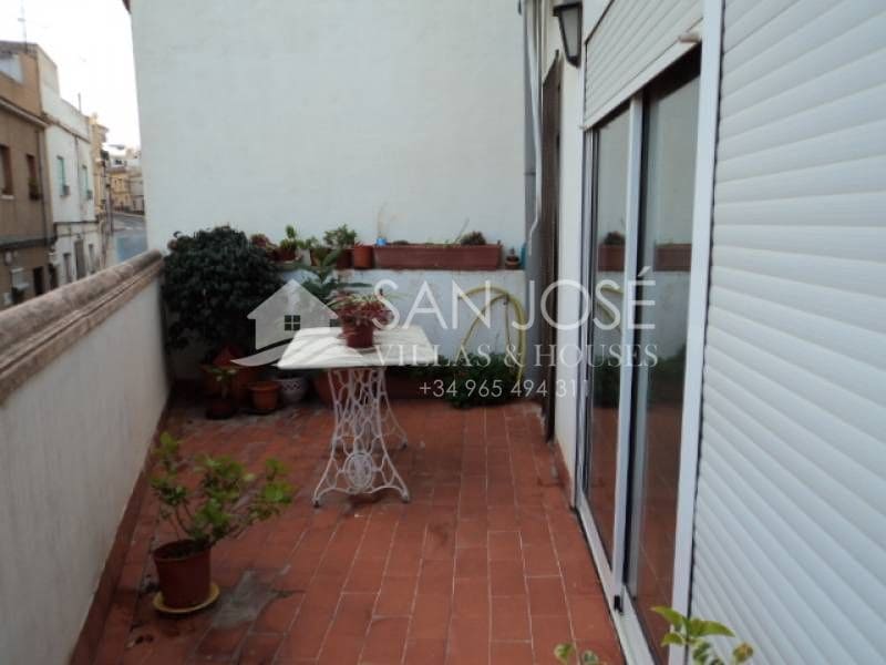 5 soverom Leilighet til salgs i Aspe med garasje - € 260 000 (Ref: 3590197)