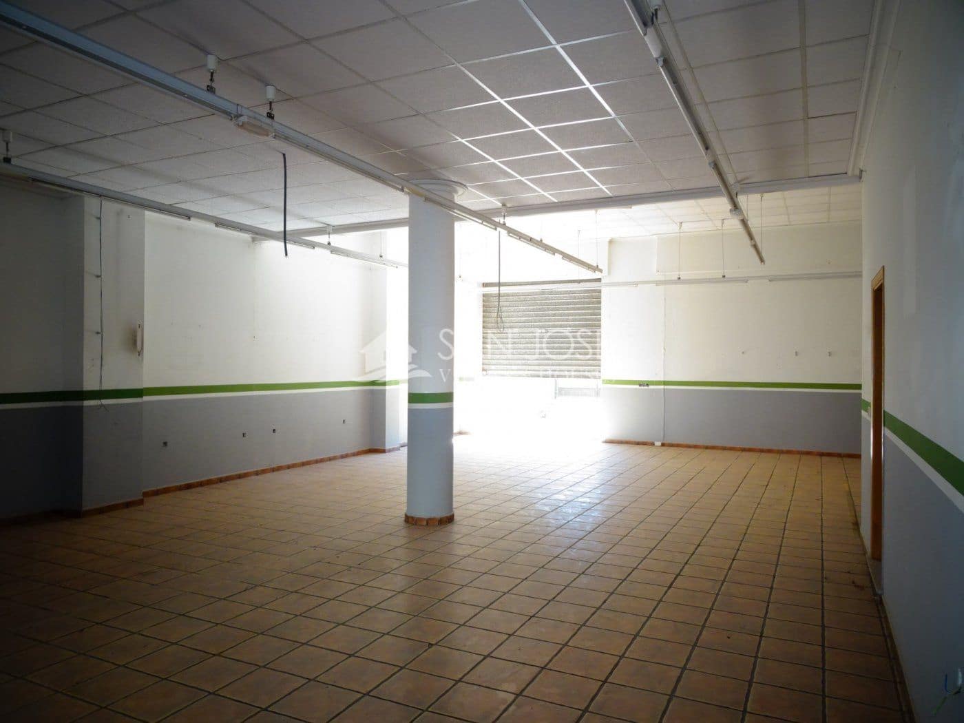 Erhverv til salg i Aspe - € 160.000 (Ref: 3590794)