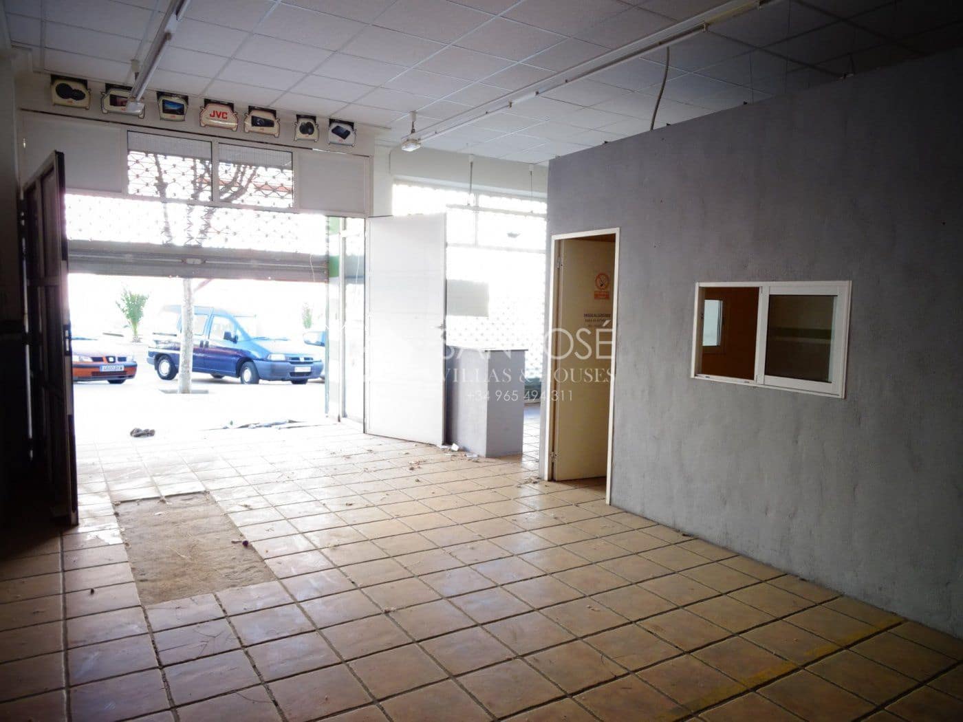 Erhverv til salg i Aspe - € 160.000 (Ref: 3590794)