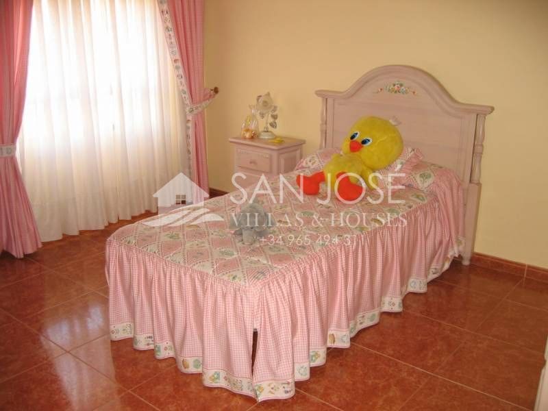 4 soverom Leilighet til salgs i Aspe - € 240 000 (Ref: 3590805)