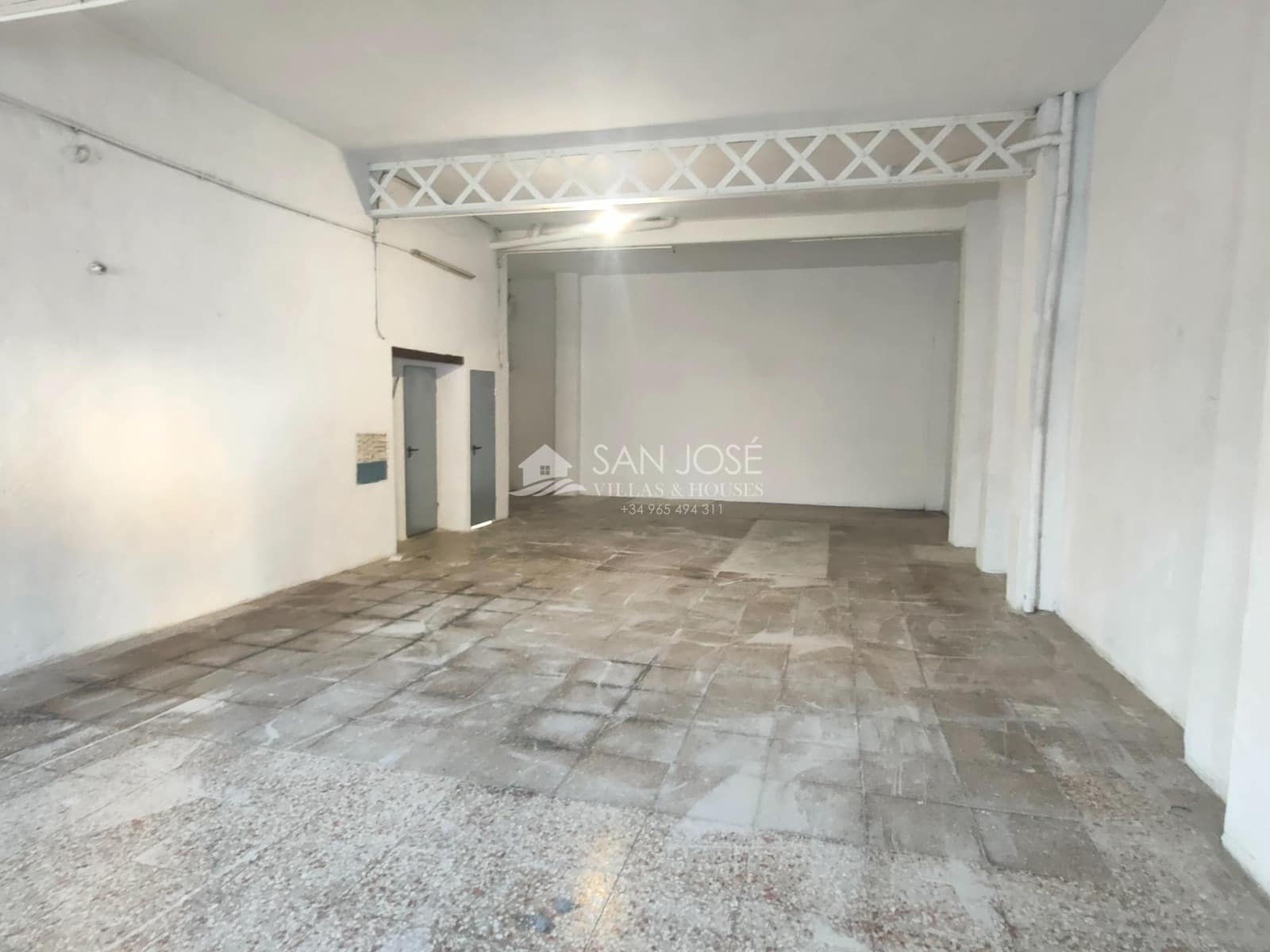 Commerciale da affittare in Aspe - 575 € (Rif: 3590887)