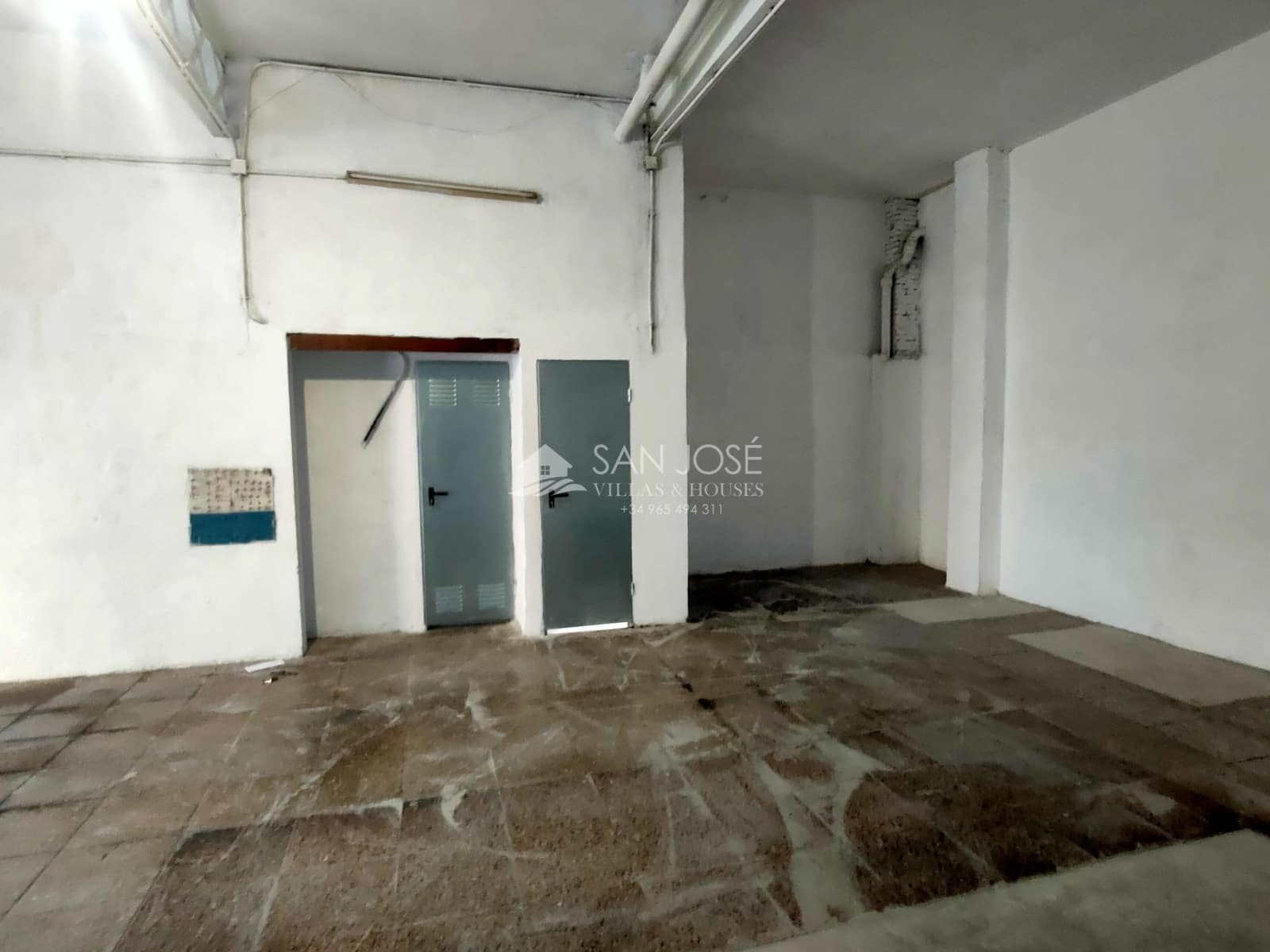 Commerciale da affittare in Aspe - 575 € (Rif: 3590887)