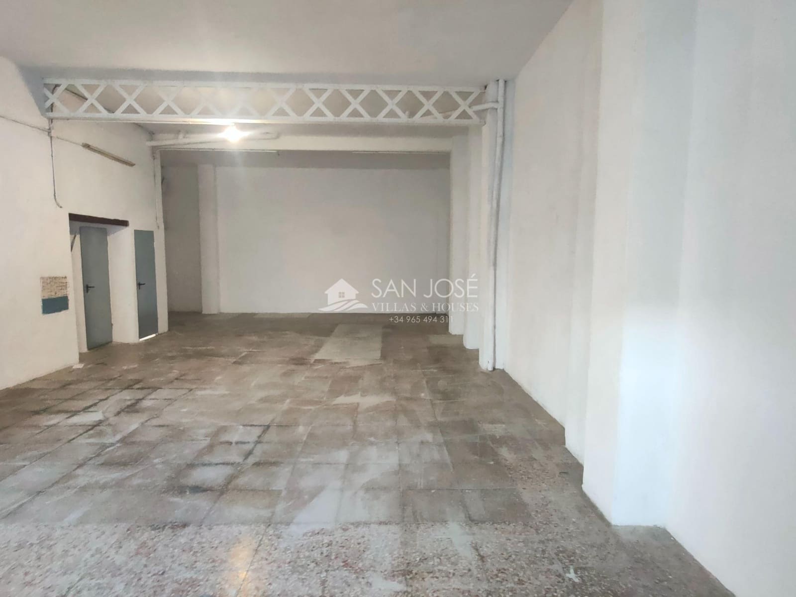 Commerciale da affittare in Aspe - 575 € (Rif: 3590887)