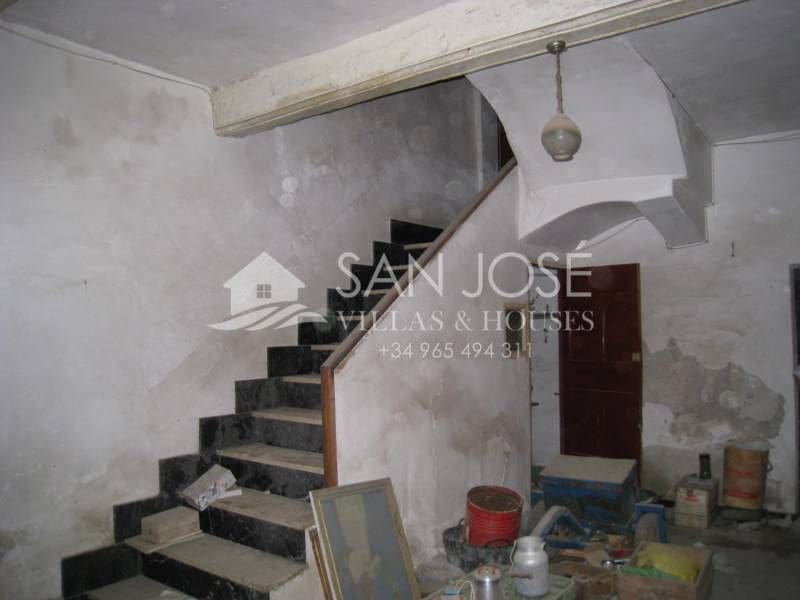 Ruïne te koop in Aspe - € 150.000 (Ref: 3590998)