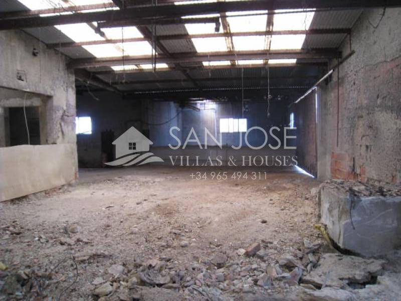 Virksomhed til salg i Hondon de las Nieves - € 205.000 (Ref: 3591151)