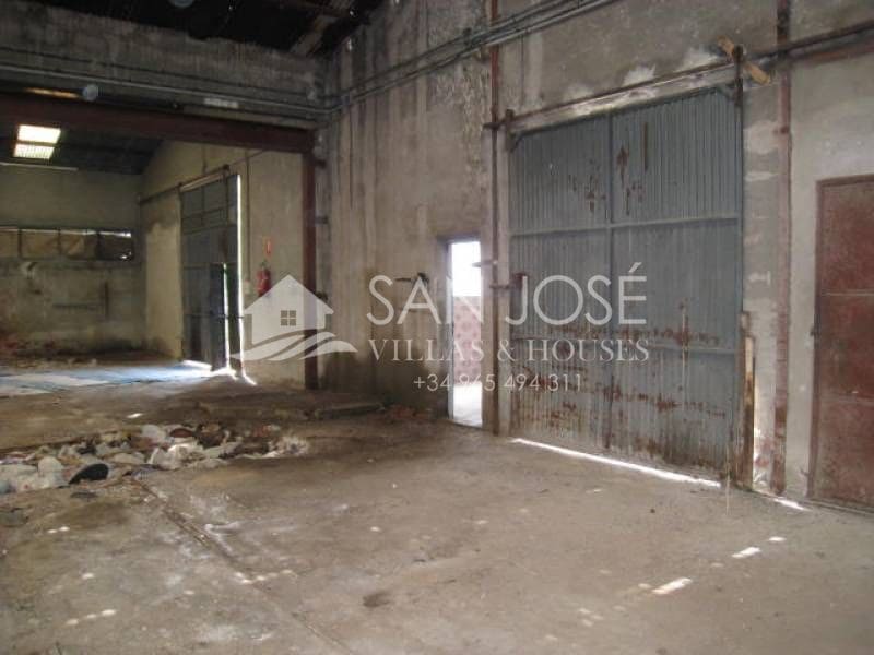 Virksomhed til salg i Hondon de las Nieves - € 205.000 (Ref: 3591151)