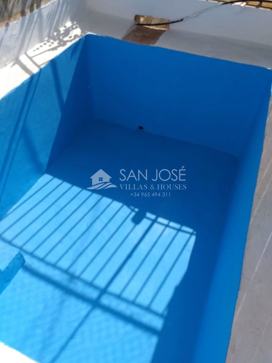 3 soveværelse Villa til salg i Barinas med swimmingpool - € 146.000 (Ref: 3591262)