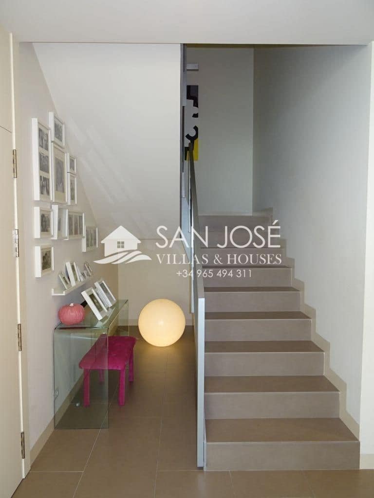 4 makuuhuone Huvila myytävänä paikassa Aspe mukana 
autotalli - 595 000 € (Ref: 3592385)