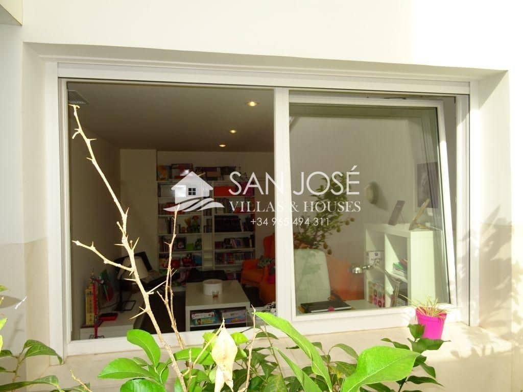 4 makuuhuone Huvila myytävänä paikassa Aspe mukana 
autotalli - 595 000 € (Ref: 3592385)