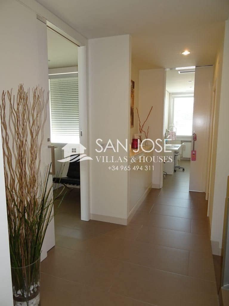 4 makuuhuone Huvila myytävänä paikassa Aspe mukana 
autotalli - 595 000 € (Ref: 3592385)