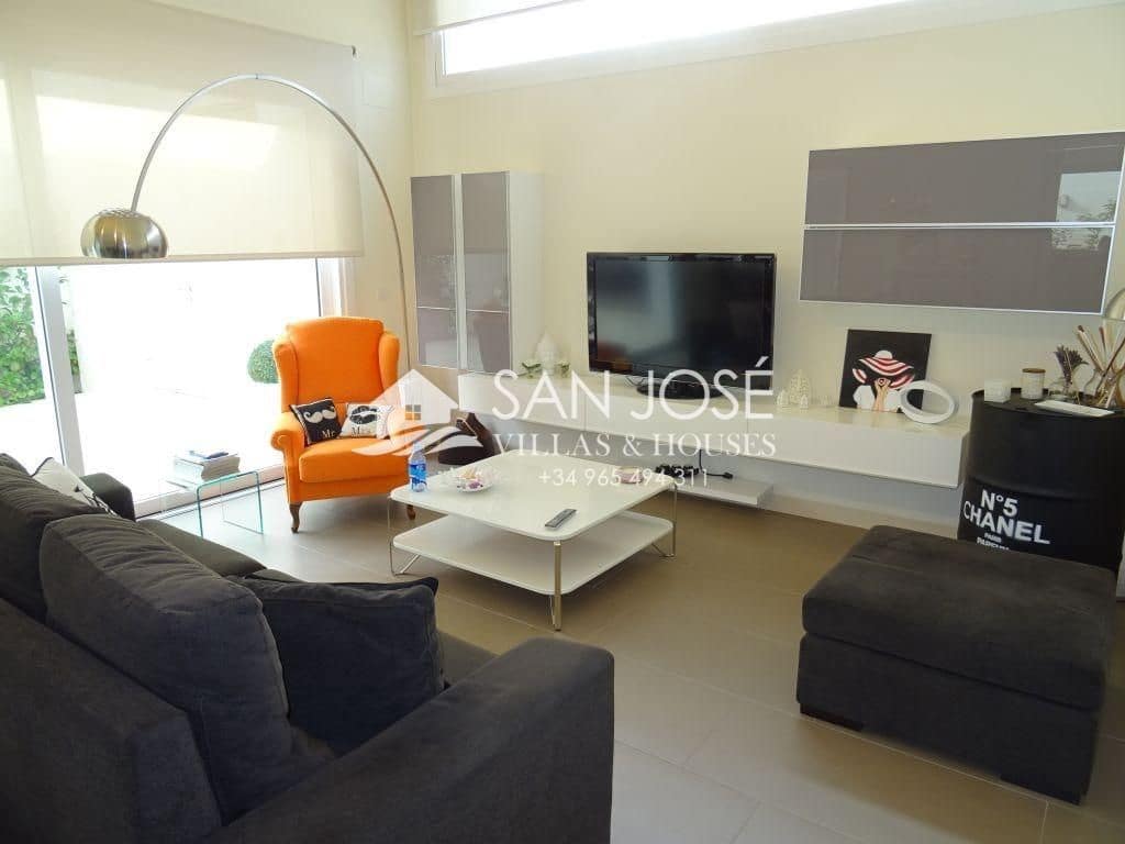 4 makuuhuone Huvila myytävänä paikassa Aspe mukana 
autotalli - 595 000 € (Ref: 3592385)