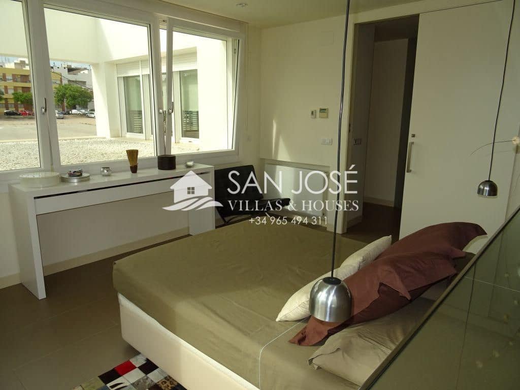 4 makuuhuone Huvila myytävänä paikassa Aspe mukana 
autotalli - 595 000 € (Ref: 3592385)