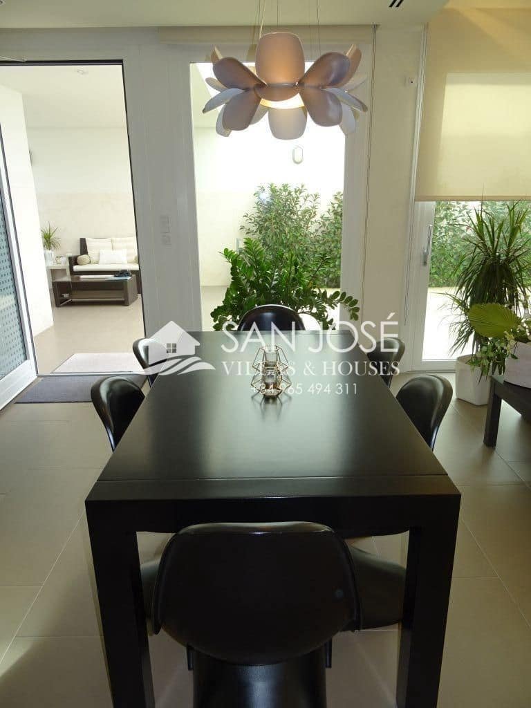 4 makuuhuone Huvila myytävänä paikassa Aspe mukana 
autotalli - 595 000 € (Ref: 3592385)