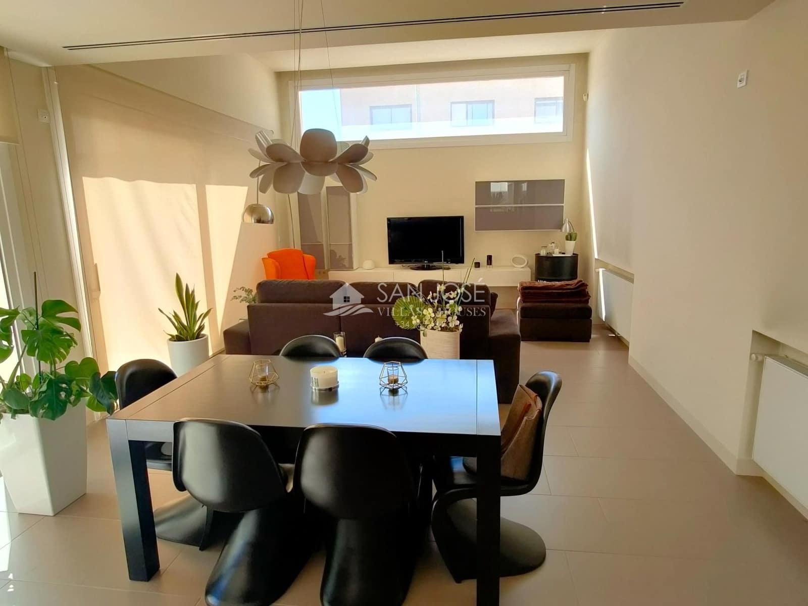 4 makuuhuone Huvila myytävänä paikassa Aspe mukana 
autotalli - 595 000 € (Ref: 3592385)