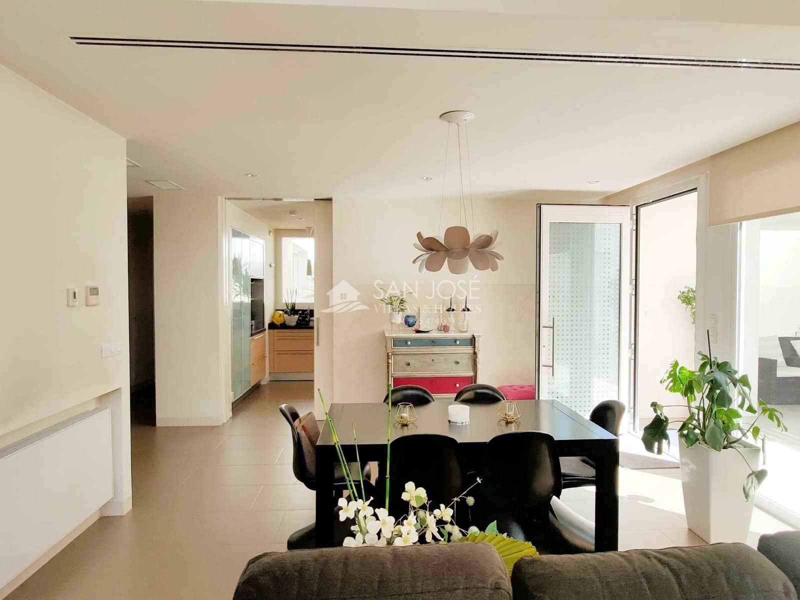 4 makuuhuone Huvila myytävänä paikassa Aspe mukana 
autotalli - 595 000 € (Ref: 3592385)