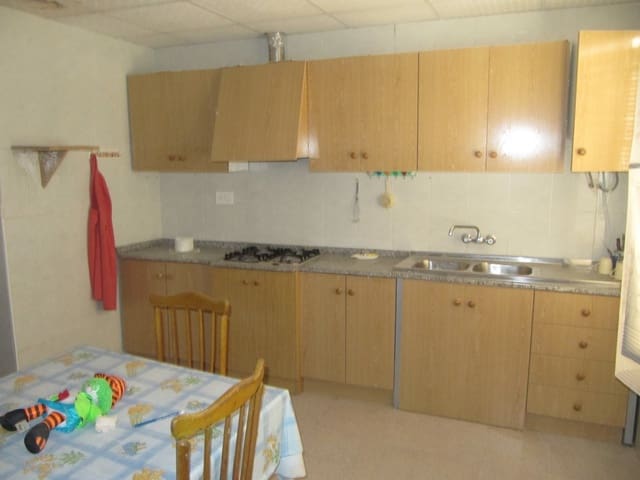 5 makuuhuone Maalaistalo myytävänä paikassa Cañada del Trigo, Pinoso - 101 000 € (Ref: 4040881)