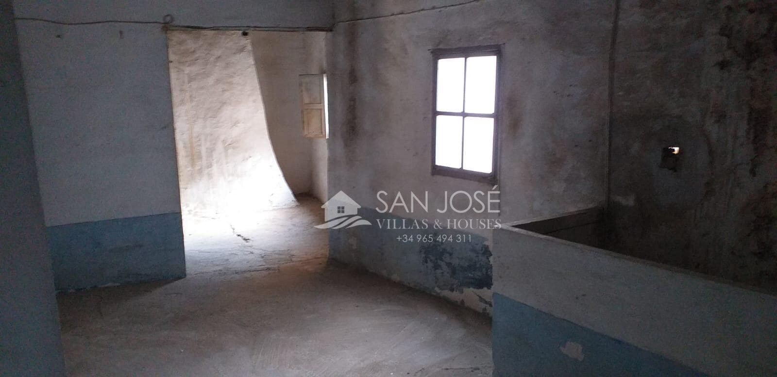 3 soveværelse Byhus til salg i Monforte del Cid - € 55.000 (Ref: 4065078)