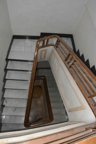 7 makuuhuone Omakotitalo myytävänä paikassa Monóvar / Monóver - 85 000 € (Ref: 4173434)