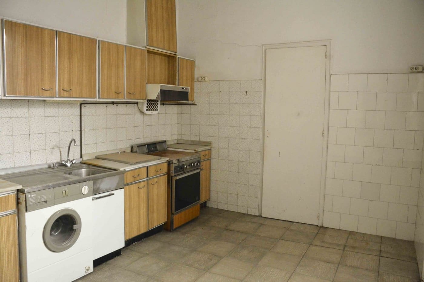 Casa de 7 habitaciones en Monóvar / Monóver en venta - 85.000 € (Ref: 4173434)