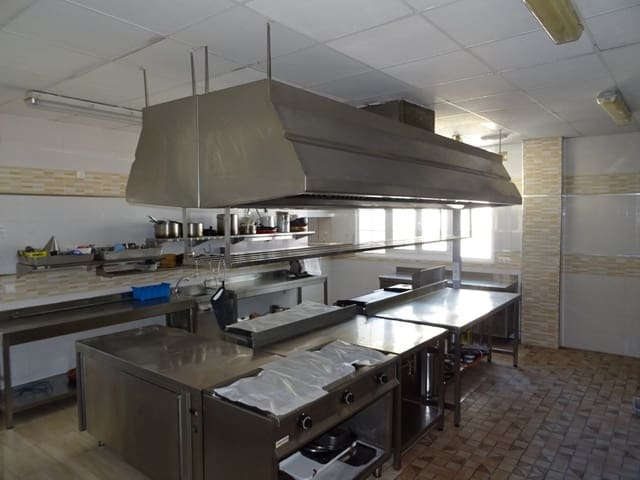 Commercial for sale in Aspe - € 400,000 (Ref: 4310975)