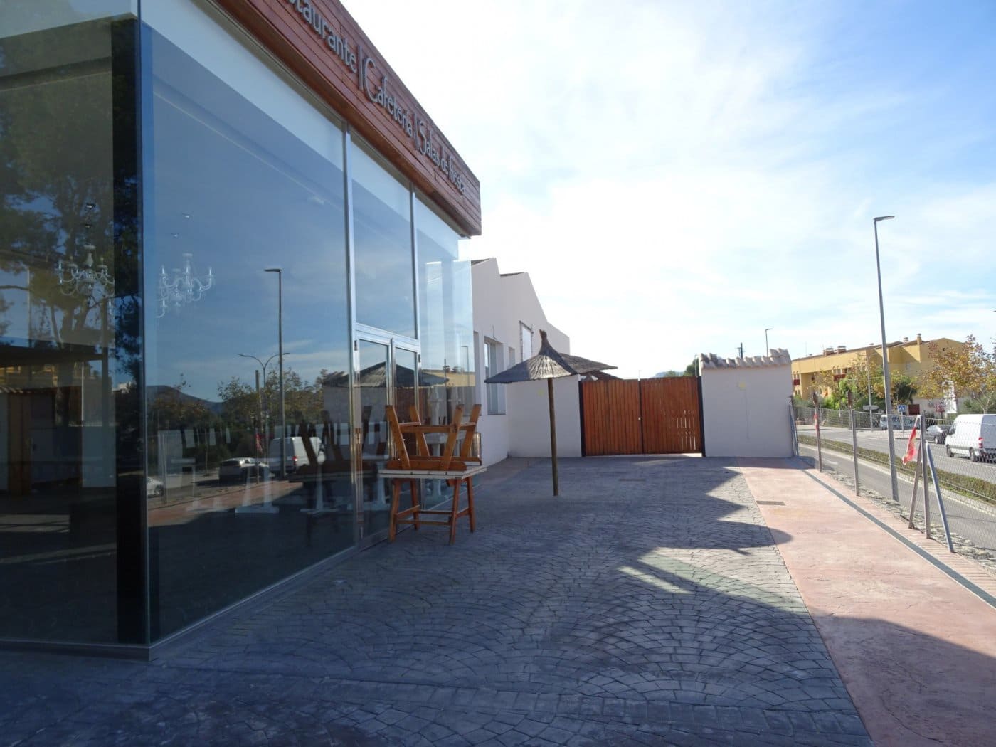 Commercial for sale in Aspe - € 400,000 (Ref: 4310975)