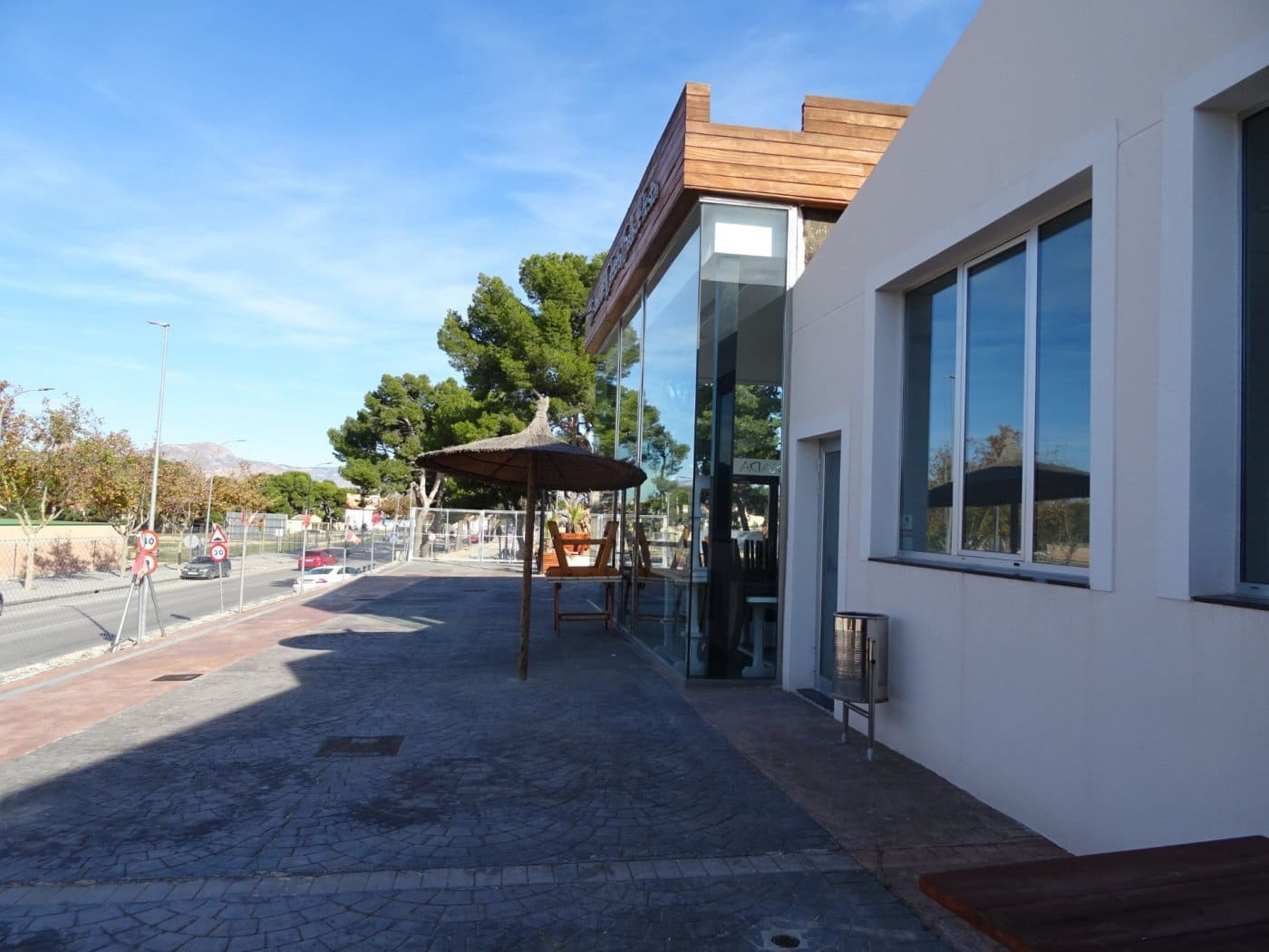 Commercial for sale in Aspe - € 400,000 (Ref: 4310975)