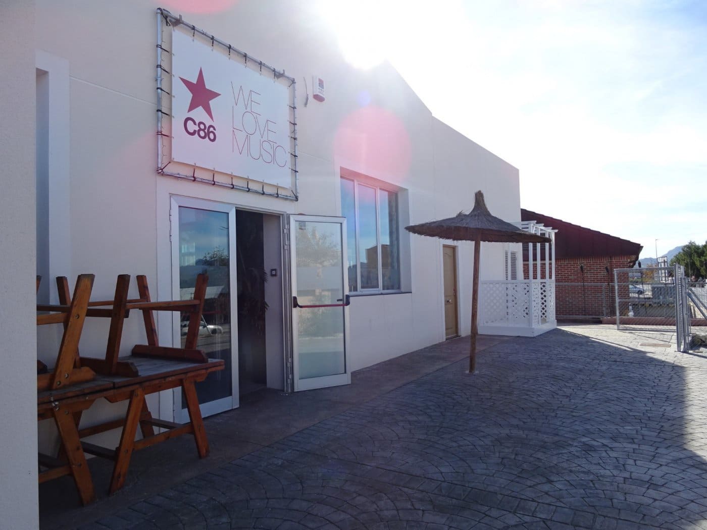 Commercial for sale in Aspe - € 400,000 (Ref: 4310975)