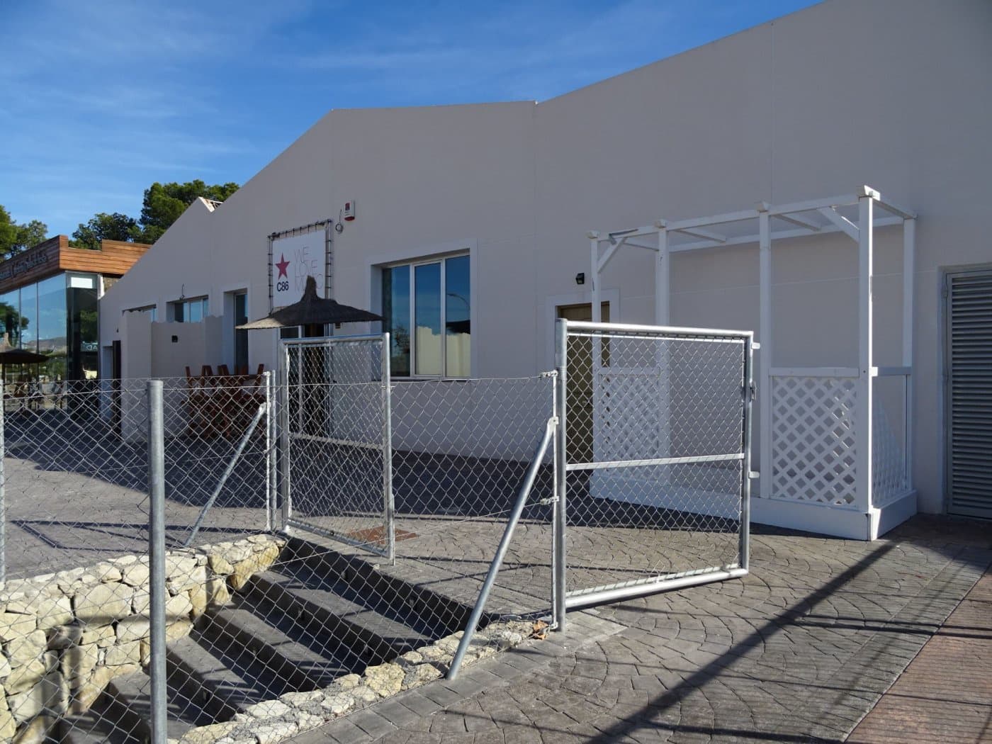 Commercial for sale in Aspe - € 400,000 (Ref: 4310975)