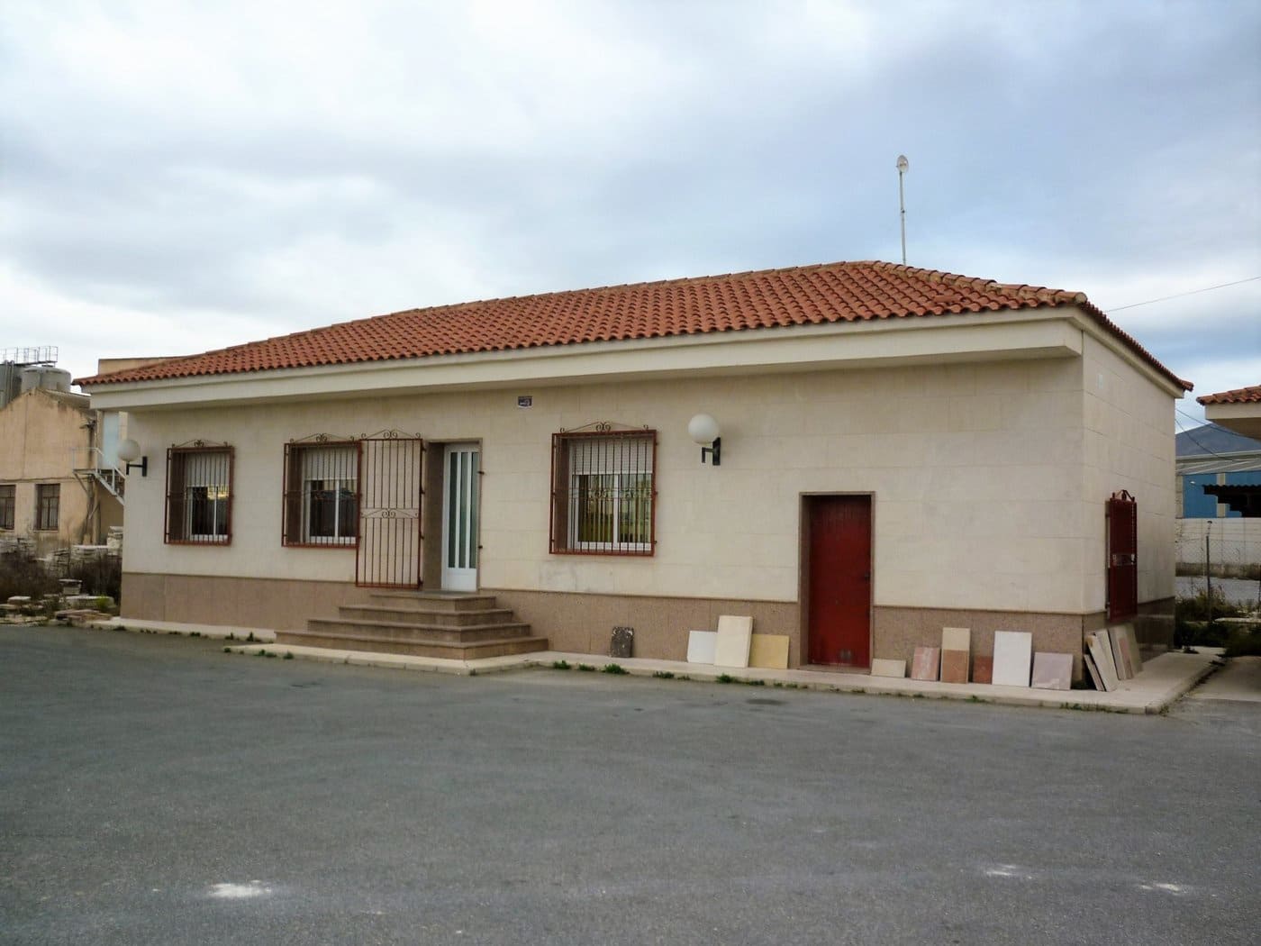 Virksomhed til salg i Monforte del Cid - € 721.000 (Ref: 4406647)