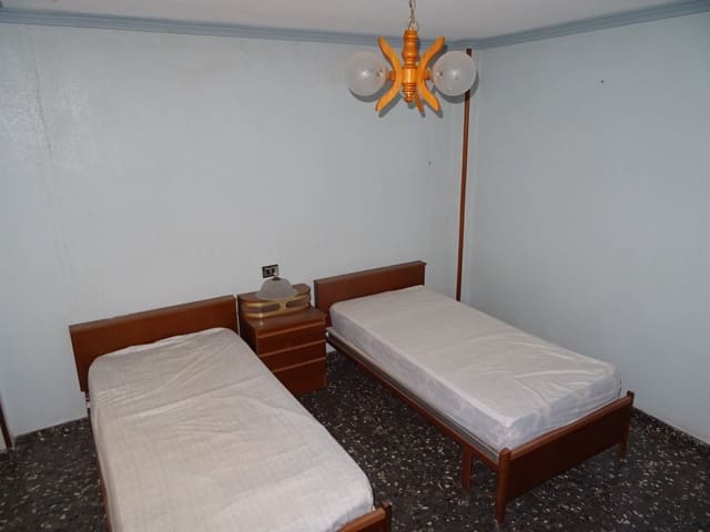 Apartamento de 8 habitaciones en Hondón de las Nieves en venta - 208.470 € (Ref: 4510095)