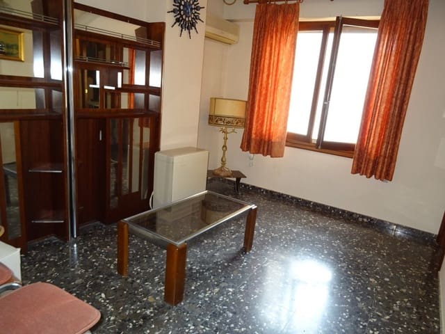 Apartamento de 8 habitaciones en Hondón de las Nieves en venta - 208.470 € (Ref: 4510095)