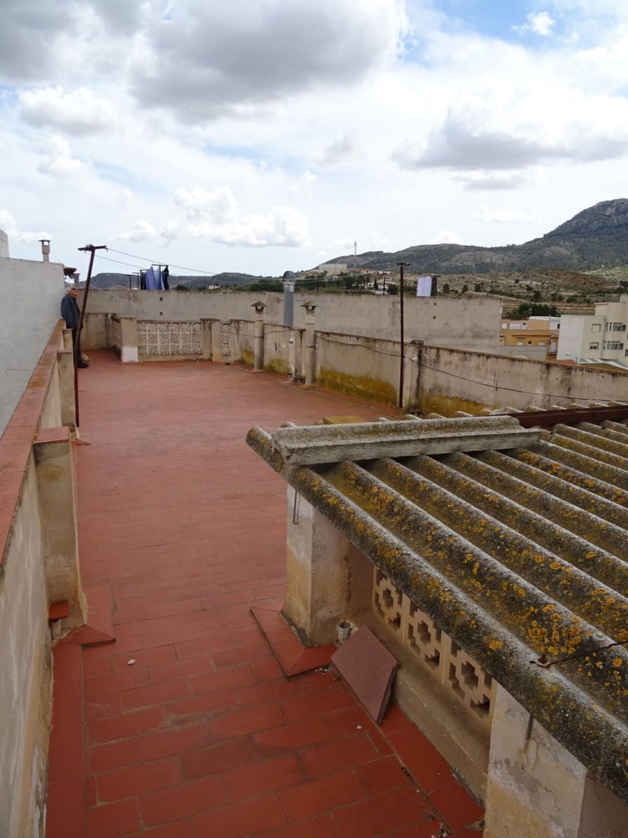 8 bedroom Apartment for sale in Hondon de las Nieves - € 208,470 (Ref: 4510095)