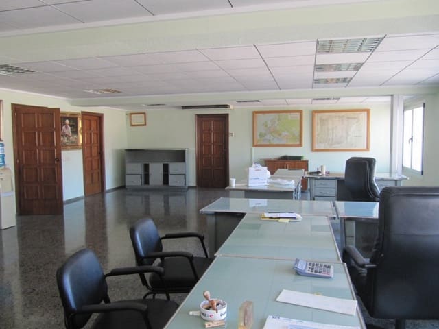 Virksomhed til leje i Monóvar / Monóver - € 2.000 (Ref: 4598187)