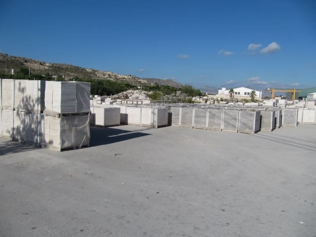 Business for sale in La Romana - € 1,000,000 (Ref: 4802419)