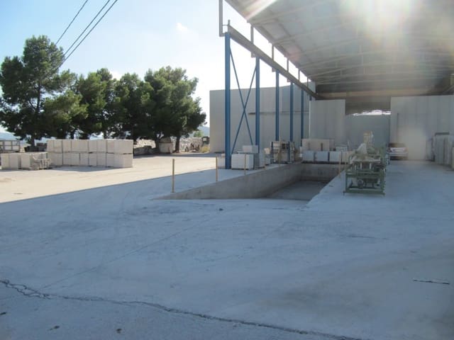 Business for sale in La Romana - € 1,000,000 (Ref: 4802419)