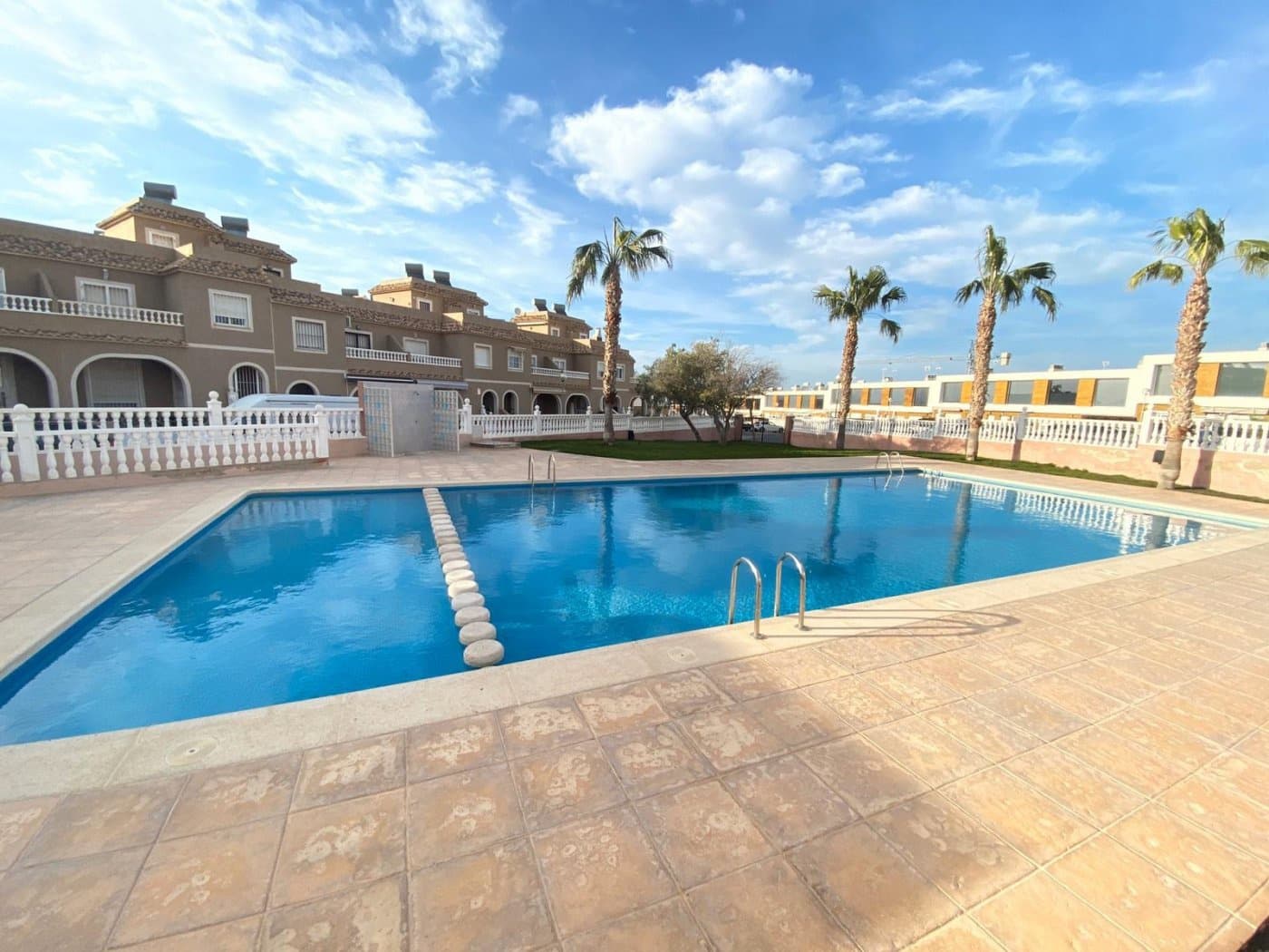 3 Zimmer Bungalow zu verkaufen in Gran Alacant mit Pool - 270.000 € (Ref: 5181997)