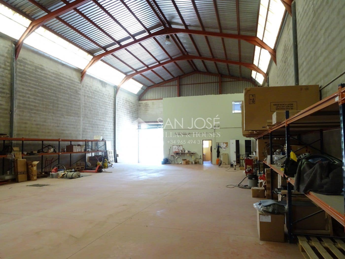 Business for sale in Hondon de las Nieves - € 218,470 (Ref: 6194861)