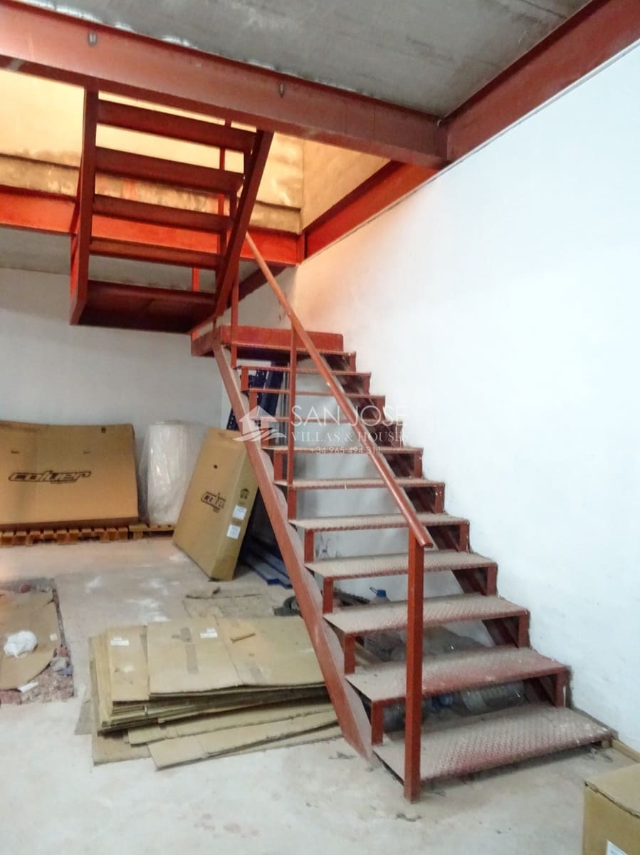 Business for sale in Hondon de las Nieves - € 218,470 (Ref: 6194861)