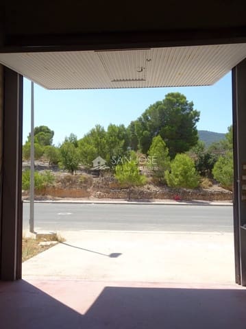 Business for sale in Hondón de las Nieves - € 218,470 (Ref: 6194861)